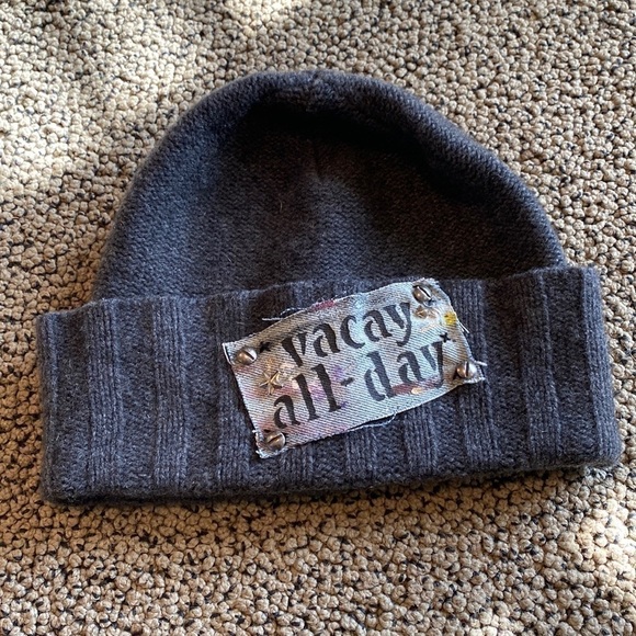 NWOT Cashmere Beanie with Patch